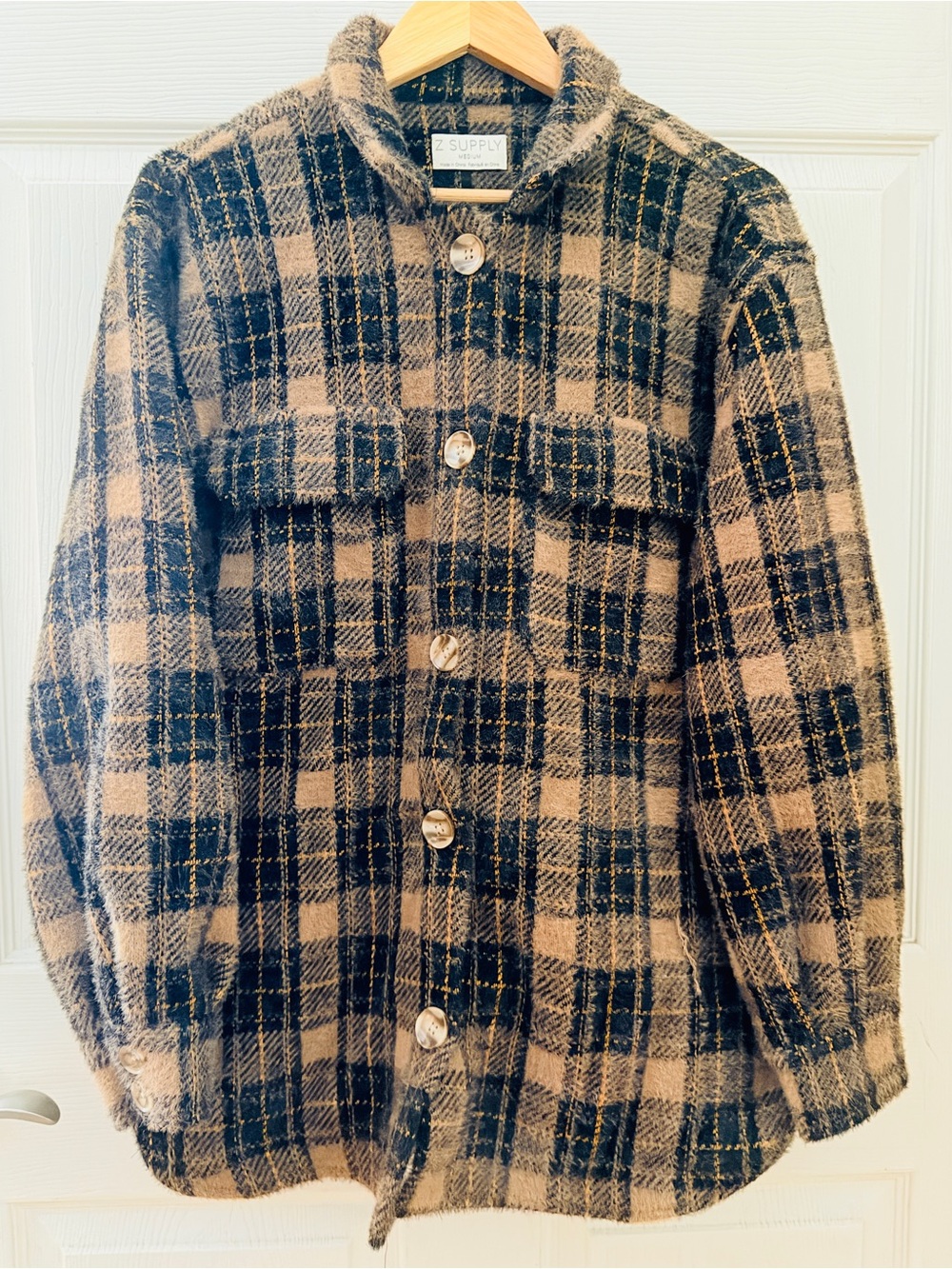Women’s Z Supply Plaid Button-Front Shacket in Black and Brown